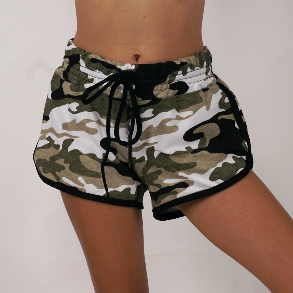 Kids camouflage shorts with drawstring